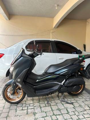 YAMAHA NMAX CONNECTED 160 SE ABS 